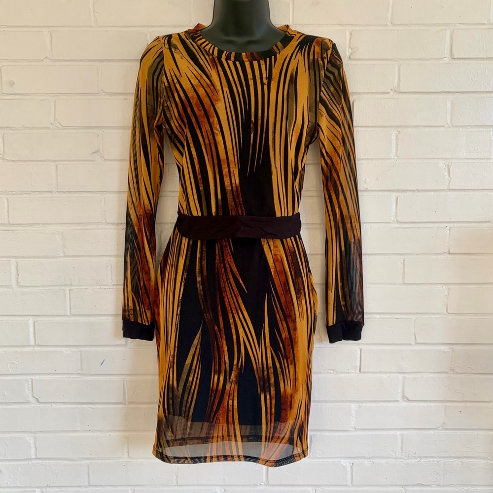 ARIA Black and Gold Mesh Long Sleeve Top &‎ Skirt Set, SZ M (Fits like S) EUC!